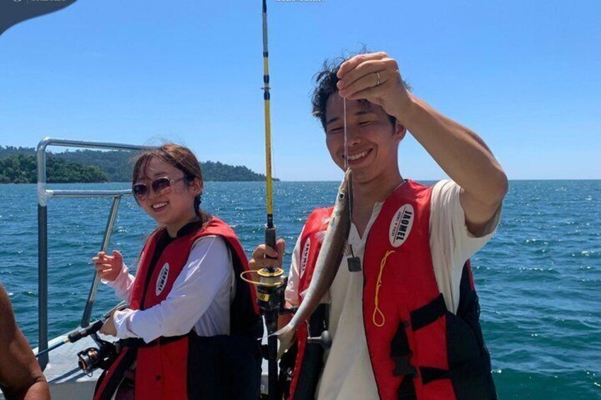 Kota Kinabalu 3 Hour Coastal Fishing and Island Tour 5
