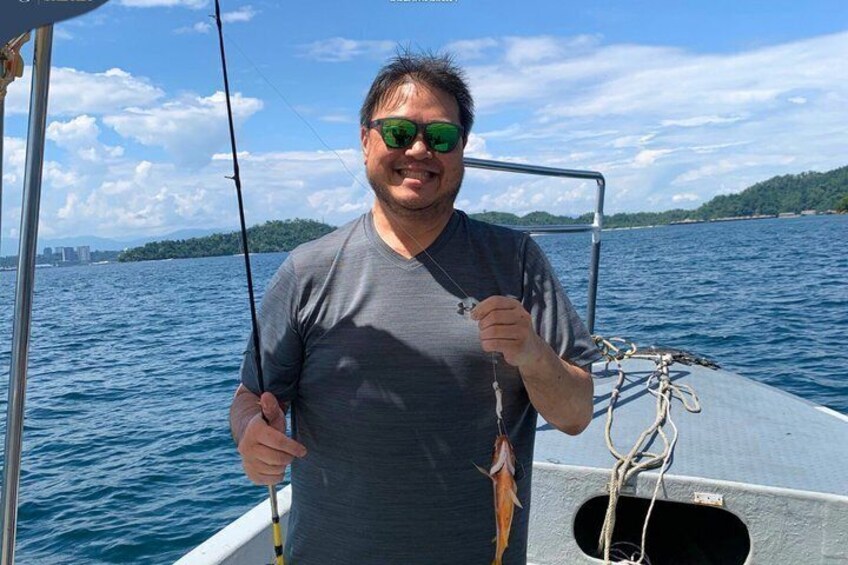 Kota Kinabalu 3 Hour Coastal Fishing and Island Tour 4
