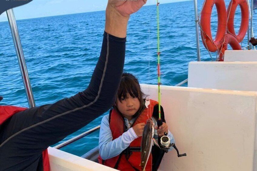 Kota Kinabalu 3 Hour Coastal Fishing and Island Tour 2