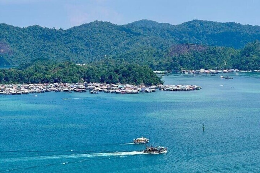 Kota Kinabalu 3 Hour Coastal Fishing and Island Tour 4
