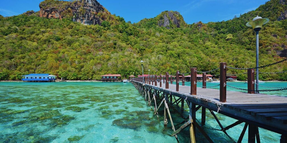 Picture 2 for Activity Semporna : Bohey Dulang Hike, Snorkel & 3-Island Tour 4
