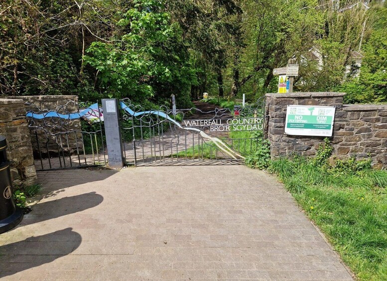 Picture 9 for Activity Guided Breacon Beacons 4 waterfalls in day hike from Cardiff 5