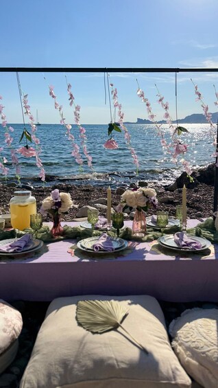 Picture 3 for Activity Saint-Cyr-sur-Mer: aperitif and table d'hôtes in the vineyards at sunset 2