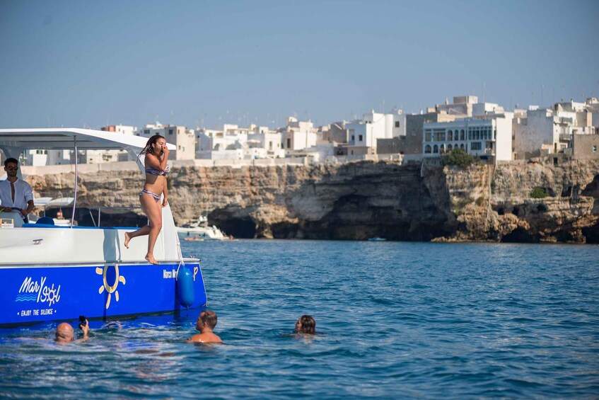 Picture 4 for Activity Polignano a Mare: Private Eco Boat Tour Between Caves and Aperitifs 4