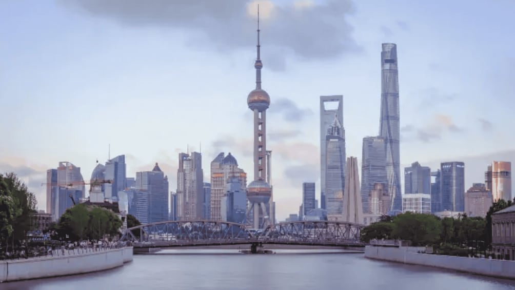 Picture 3 for Activity Shanghai: Suzhou River Art & Architecture Private Tour 3