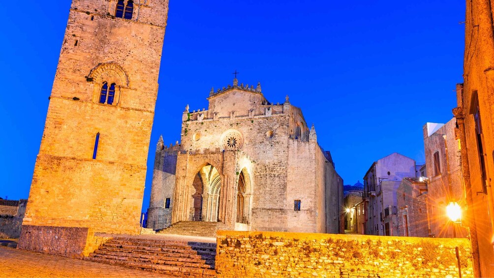 Picture 5 for Activity Erice Night Tour with Pastry Tasting 2