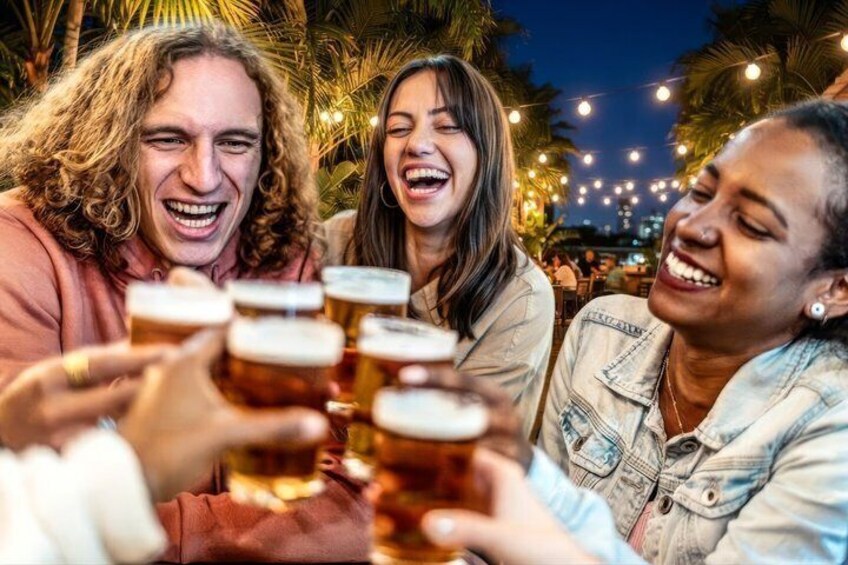One Happy Bar Crawl Explore Aruba's Palm Beach Nightlife 4