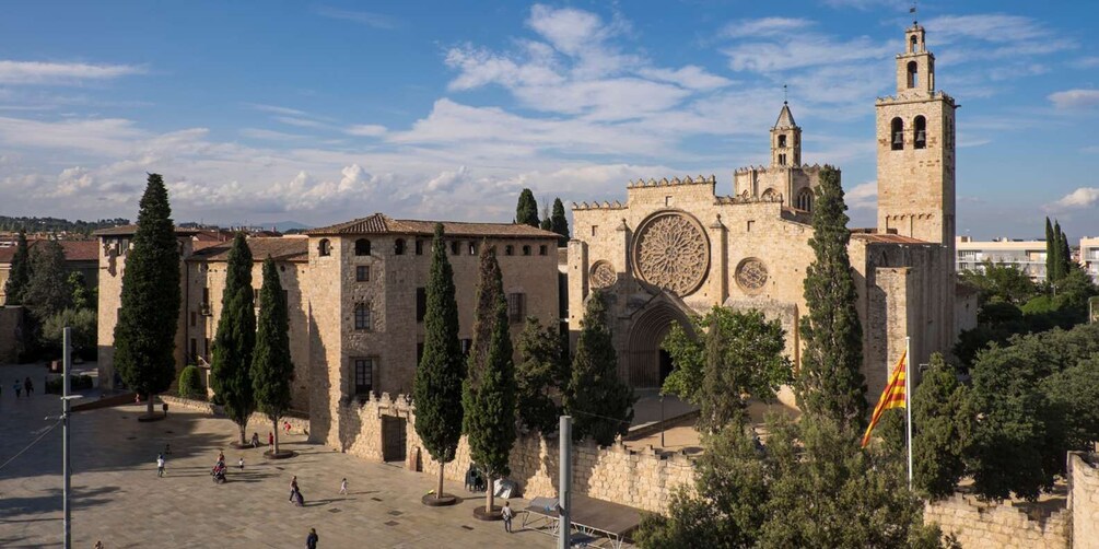 Picture 2 for Activity Guided visits to the Monastery of Sant Cugat 2