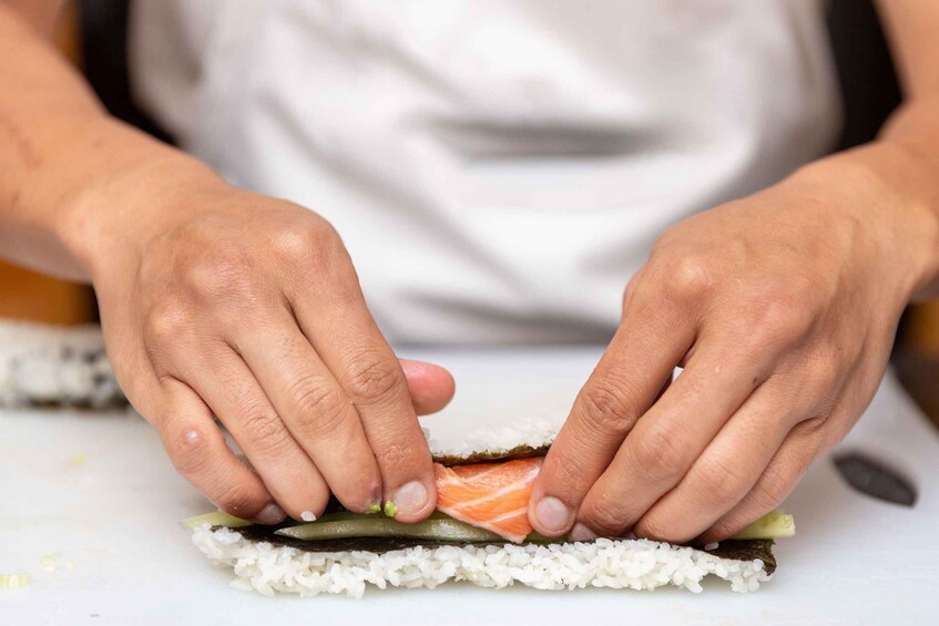 Picture 5 for Activity St Louis: Fun Sushi Making Class at a Trendy Local Café 4