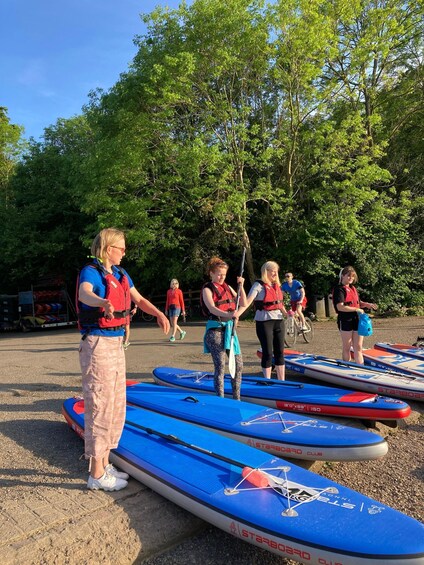 Picture 14 for Activity Richmond: Self-Guided SUP Adventure on the Thames 4