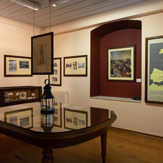 Tour of the Citrus Museum in Kampos, Chios 1
