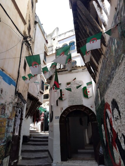 Picture 2 for Activity Algiers: Casbah Guided Walking Tour with Lunch 2