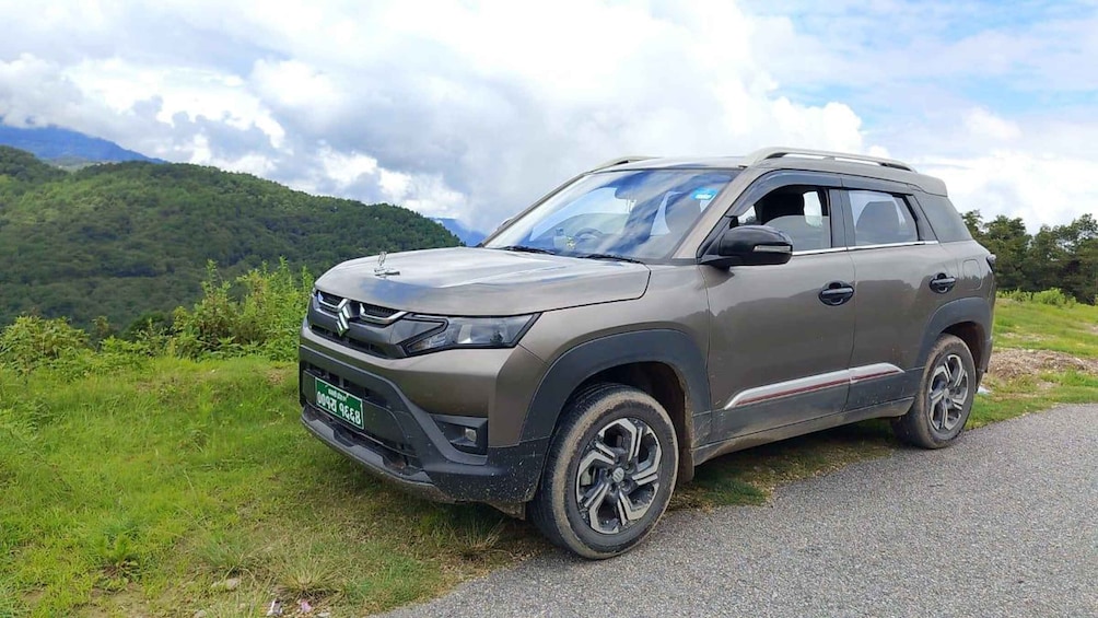 Pick up from Kathmandu Airport and Drop off to Hotel by Car 1