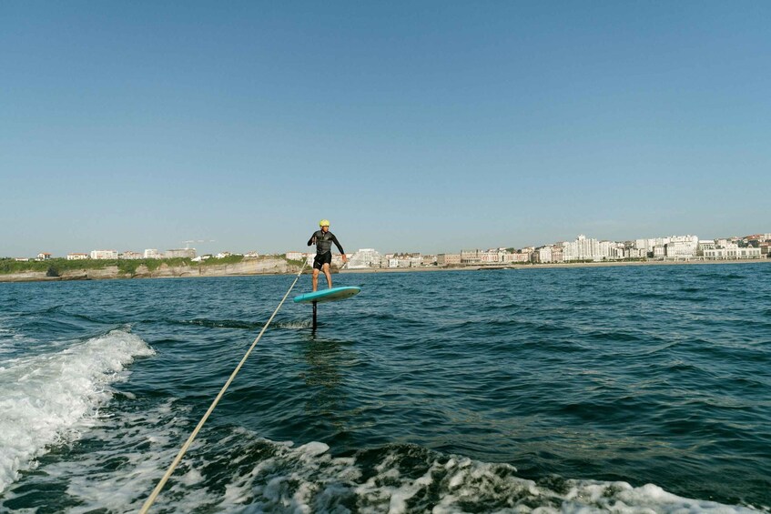 Towed foil lesson - Anglet 1