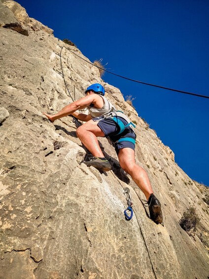 Picture 4 for Activity Alicante: Rock Climbing Introduction in Elda (Adults, Children, and Pet-Friendly) 2