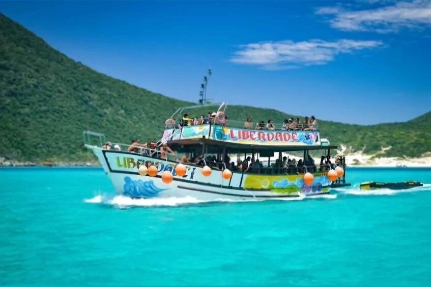 Picture 3 for Activity Arraial do Cabo Boat Ride 2