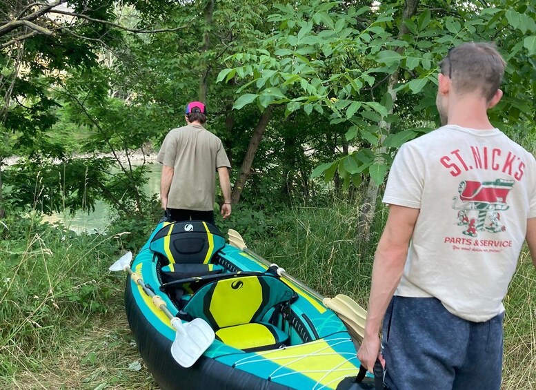 Picture 5 for Activity Vienna: Private Guided Canoe Tour on the Danube Canal 2