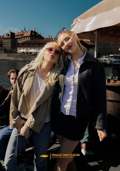 Picture 5 for Activity Prague Party Pass : Boat Party + Epic Club + Open Bar 3