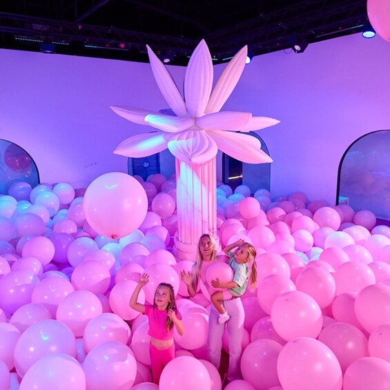 Picture 2 for Activity Cologne: Bubble Planet Interactive Museum Entry Ticket 4