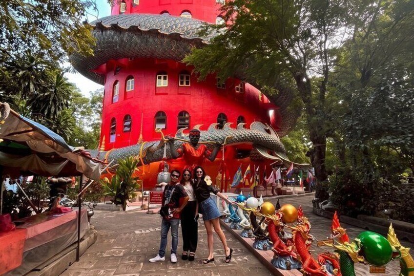 Dragon Tower, Buddha Temple, Floating Market Group Tour Pattaya 1
