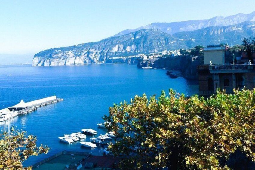 Sorrento Highlights Heritage Walk Sea Views and Lemon Tour 4