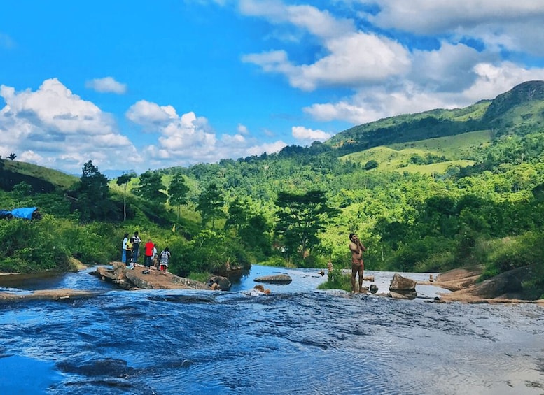 Picture 24 for Activity Deniyaya: Private Village Tour, Patna Sliding Rock & Lunch 2
