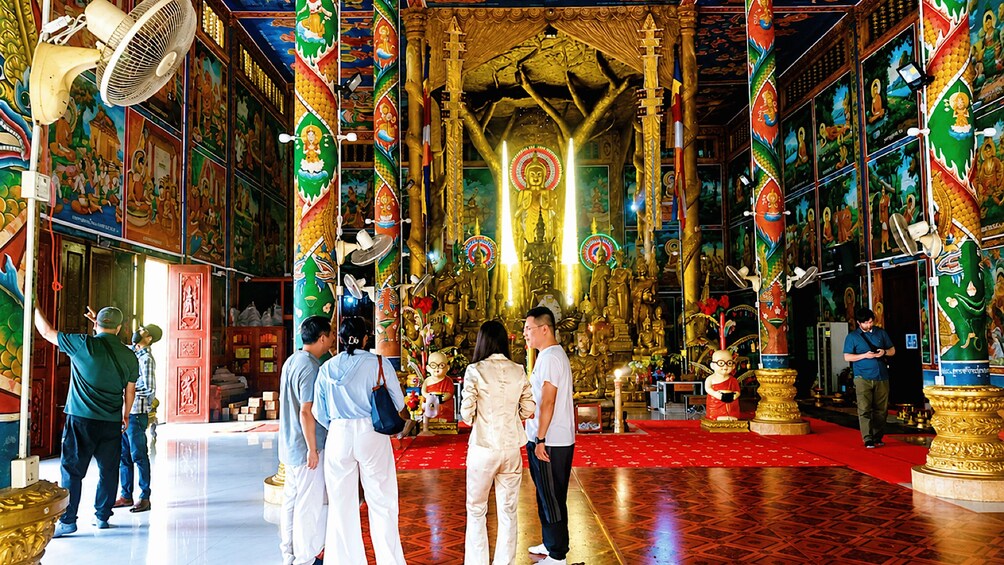 Picture 20 for Activity Phnom Penh: Silk Islands, Mekong River Life & Golden Temple 2
