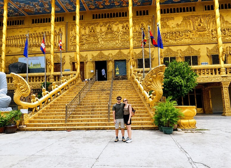 Picture 21 for Activity Phnom Penh: Silk Islands, Mekong River Life & Golden Temple 3