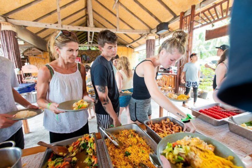 Koh Samui Pink Dolphin sightings and Pig Island speedboat tour 2