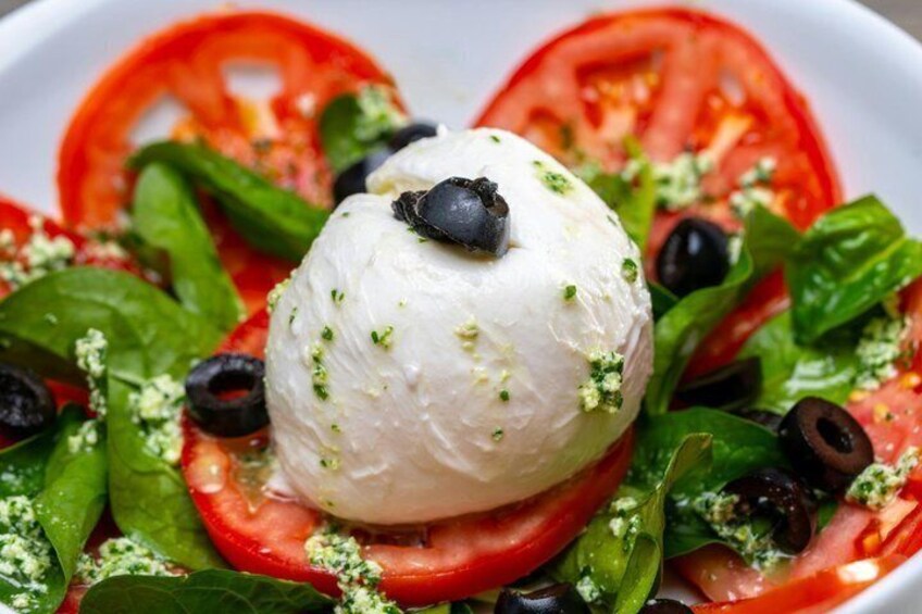 Authentic Morning Food Tour in Naples Market with 6 Stops 4