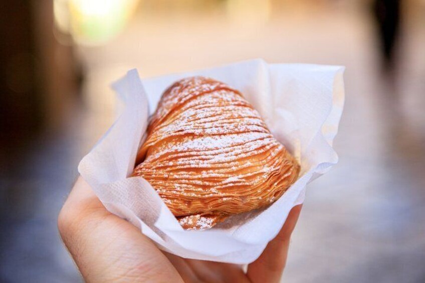 Authentic Morning Food Tour in Naples Market with 6 Stops 5