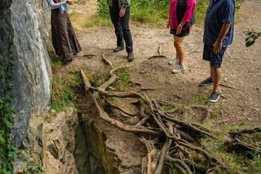 Peak District and Eyam Plague Village Dark History Tour 2