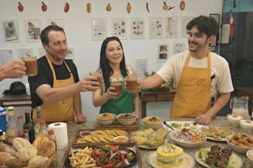 3hr Tasting Session in Bogota with over 30 Local Foods and Drinks 4