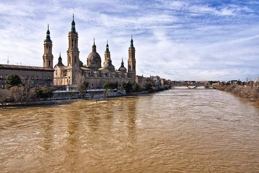 Private Zaragoza Essential Walking Tour 1