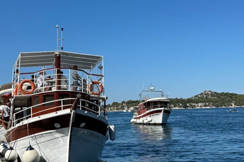 Island Hopping Tour of the Šibenik Archipelago with Lunch 1