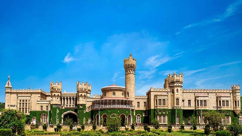 Bangalore Create Your Own Itinerary with Private Car & Guide 1