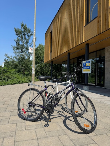 Picture 1 for Activity Bike rental at Parcours Gouin with a treat included 5