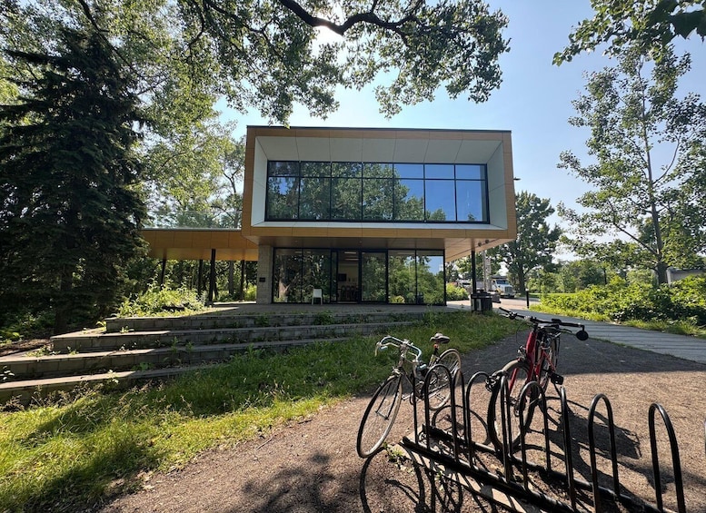 Picture 4 for Activity Bike rental at Parcours Gouin with a treat included 2