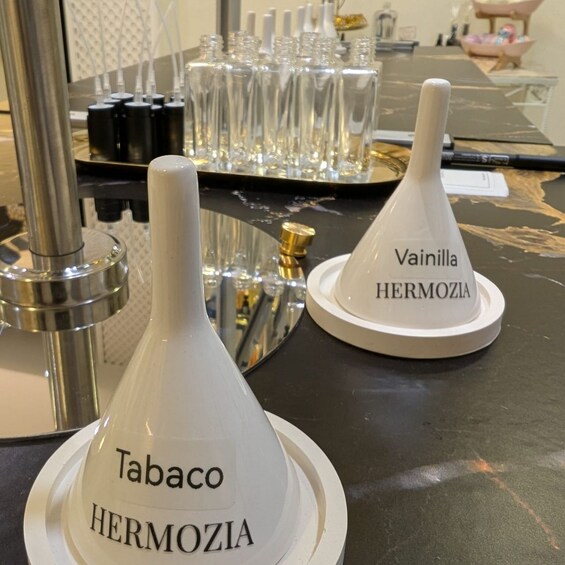 Picture 9 for Activity Almuñécar: Perfume Bar Experience with 50ml perfume bottle 5
