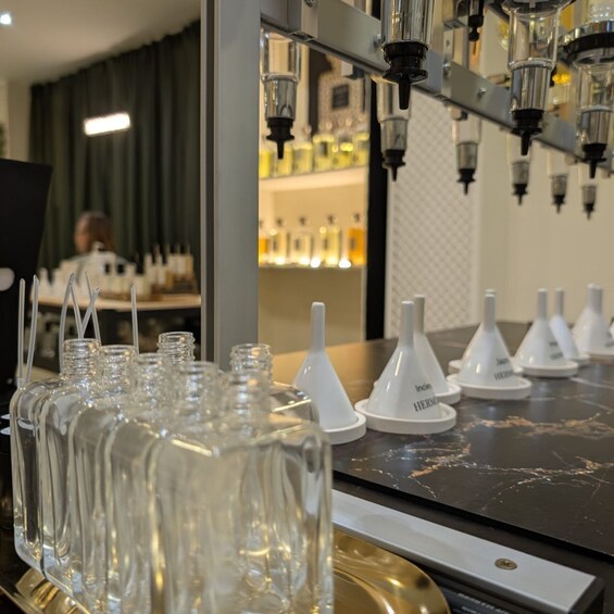 Picture 6 for Activity Almuñécar: Perfume Bar Experience with 50ml perfume bottle 2