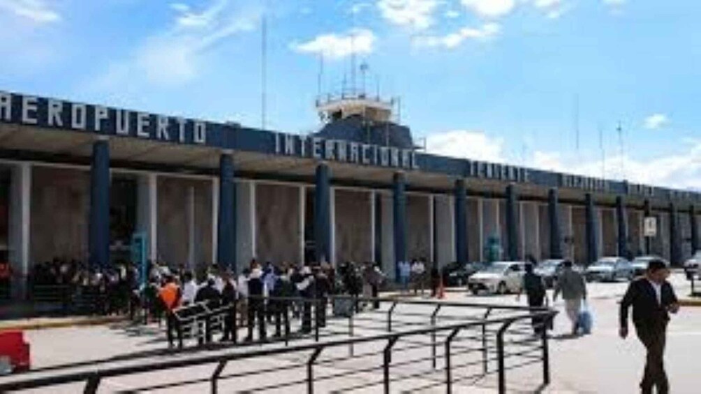 Picture 2 for Activity “Pick up from the Airport to the Historic Center of Cusco”. 3