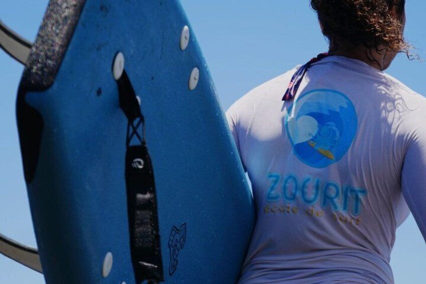 Group surf lessons in Reunion Island 4