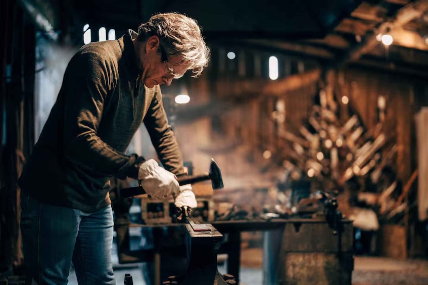 Asheville: Blacksmithing Workshop with Master Forger 1
