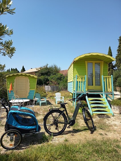 Picture 1 for Activity Cairanne: Renting electric bikes and family accessories 3