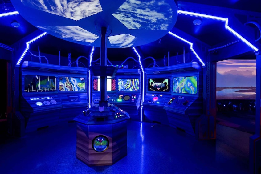 Picture 3 for Activity St. Petersburg: Immersive Art Experience 5