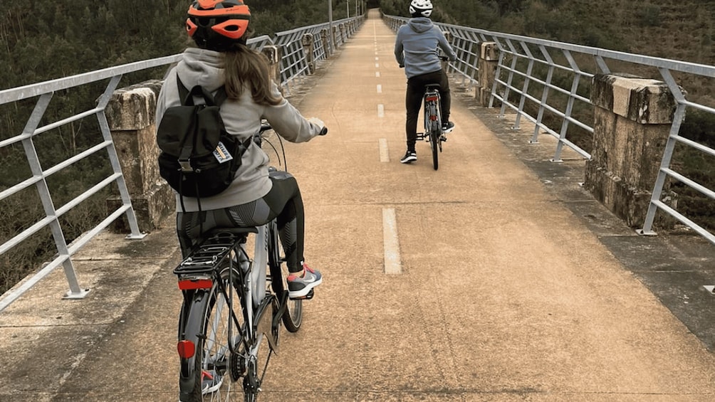 Rent-a-Ebike: Explore 40 km of the old Tâmega railway line 1