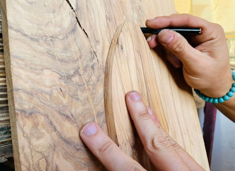 Picture 3 for Activity Ostuni: Olive Woodwork Masterclass with Master Craftman 2