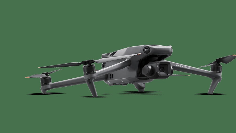 Picture 1 for Activity Lannion: Fly a drone with a pro! 3
