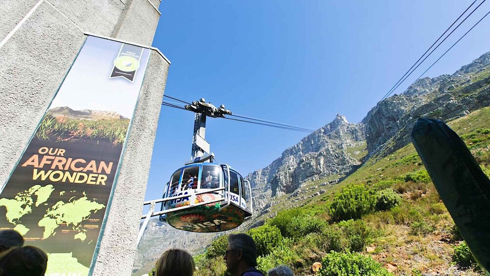 Picture 1 for Activity Table Mountain Cable Car Ticket from Cape Town 4