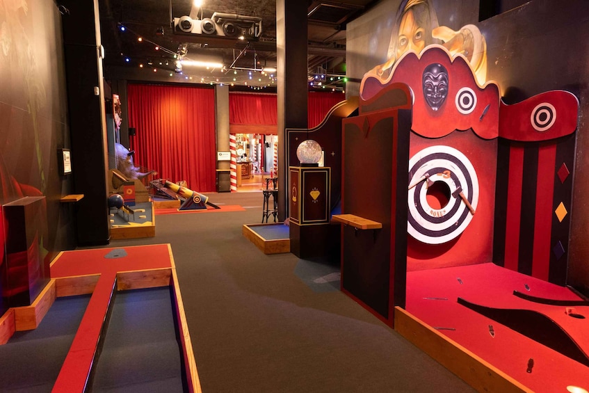 Picture 3 for Activity 9-hole Crazy Golf in Bordeaux 5